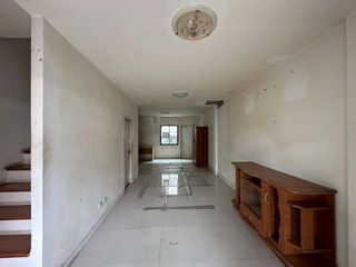For sale 3 bedrooms townhouse in Mueang Chachoengsao, Chachoengsao
