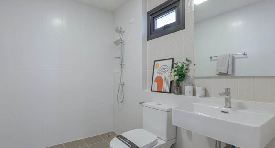 For sale 4 bedrooms house in Mueang Chiang Mai, Chiang Mai