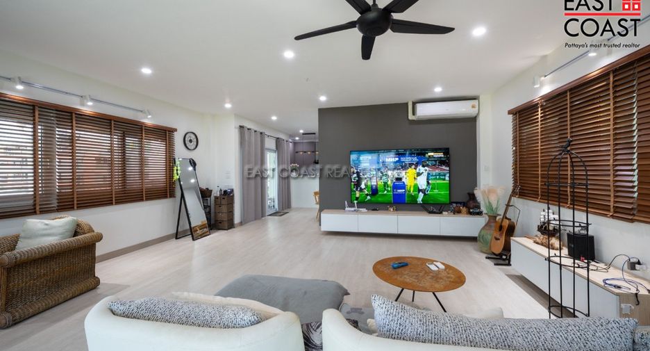 Condo en venta de 3 habitaciones en Pratumnak, Pattaya