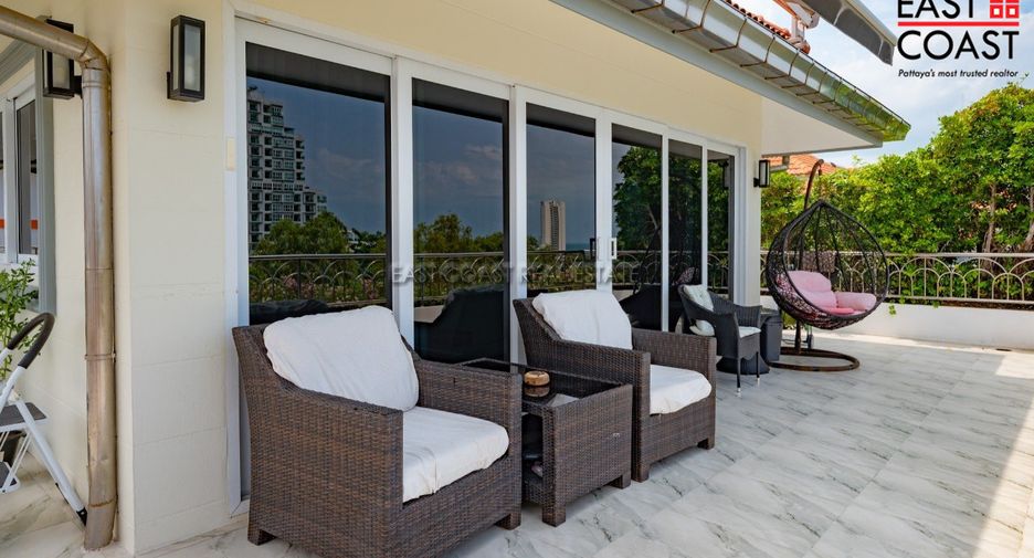 Condo en venta de 3 habitaciones en Pratumnak, Pattaya