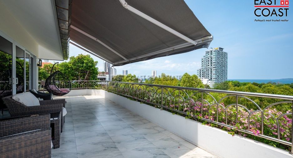 Condo en venta de 3 habitaciones en Pratumnak, Pattaya