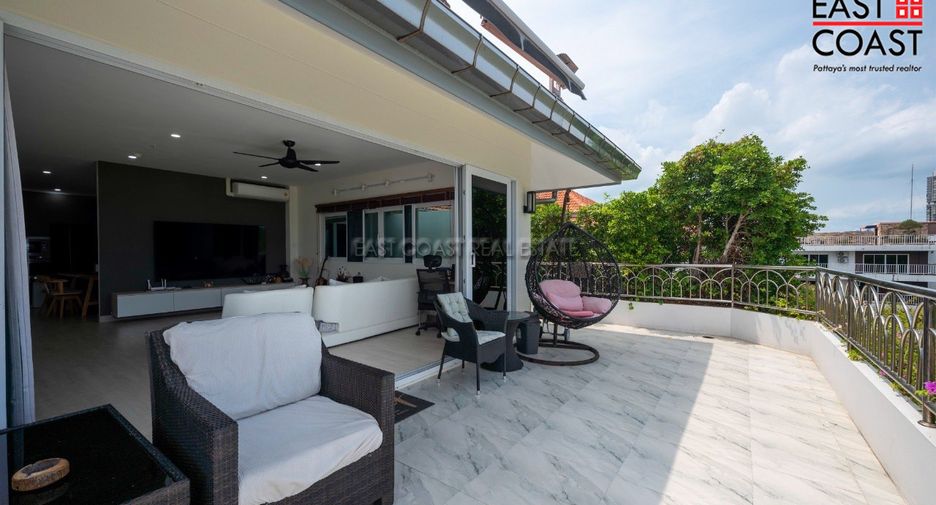 Condo en venta de 3 habitaciones en Pratumnak, Pattaya