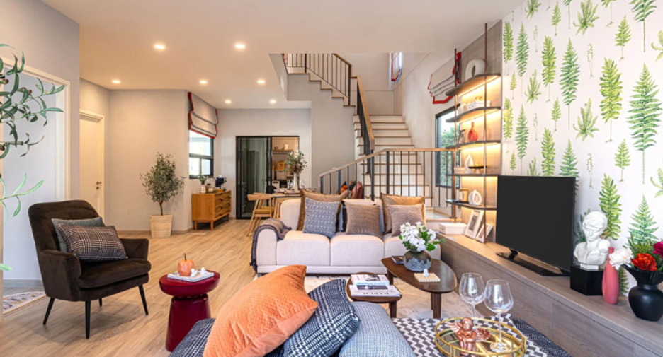 For sale 4 bedrooms house in Mueang Chiang Mai, Chiang Mai