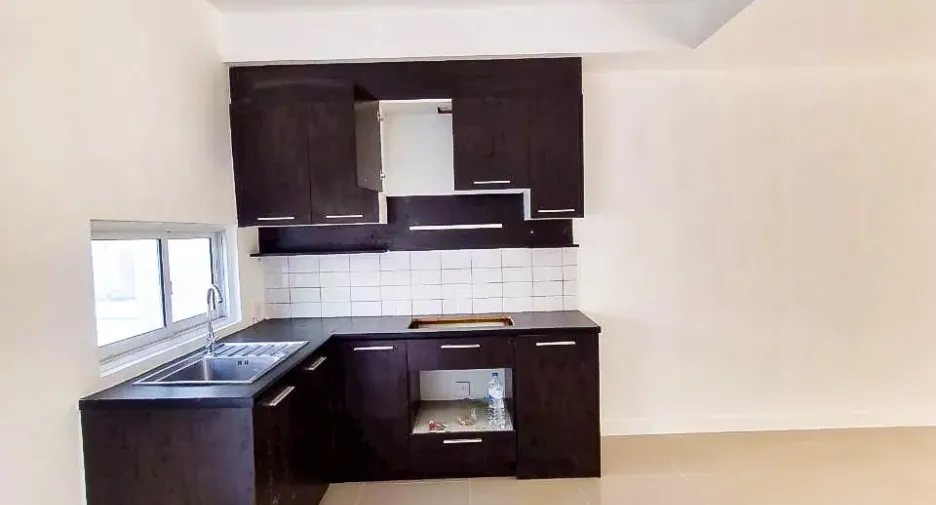 Haus zum Kauf mit 3 Zimmer in Sai Noi, Nonthaburi