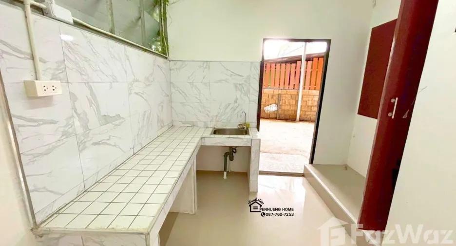 Haus zum Kauf mit 2 Zimmer in Mueang Lampang, Lampang