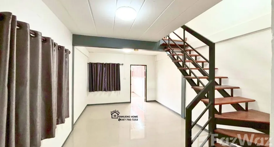 Haus zum Kauf mit 2 Zimmer in Mueang Lampang, Lampang