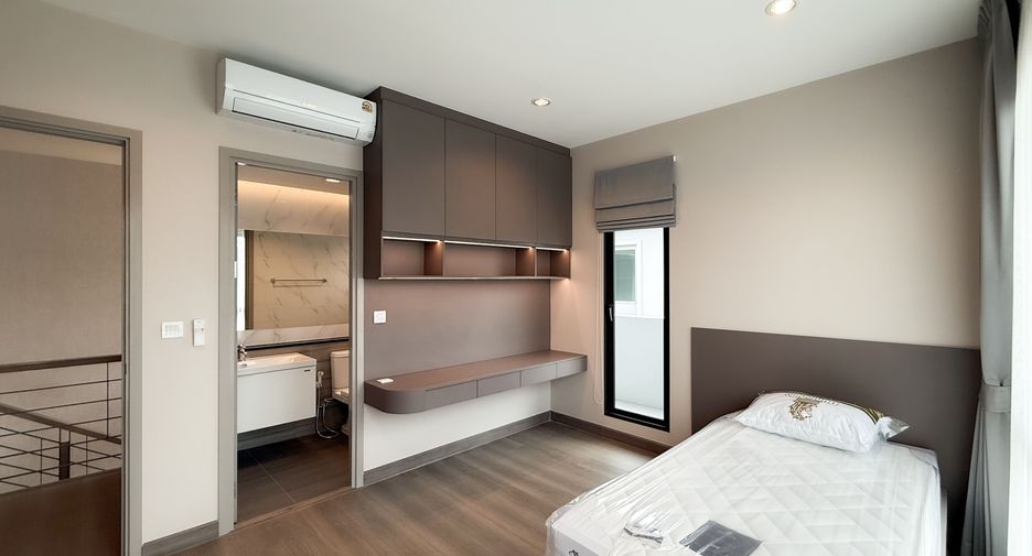 For rent 4 bedrooms house in Prawet, Bangkok