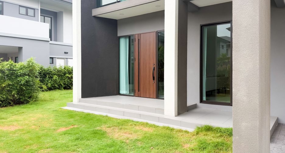 For rent 4 bedrooms house in Prawet, Bangkok