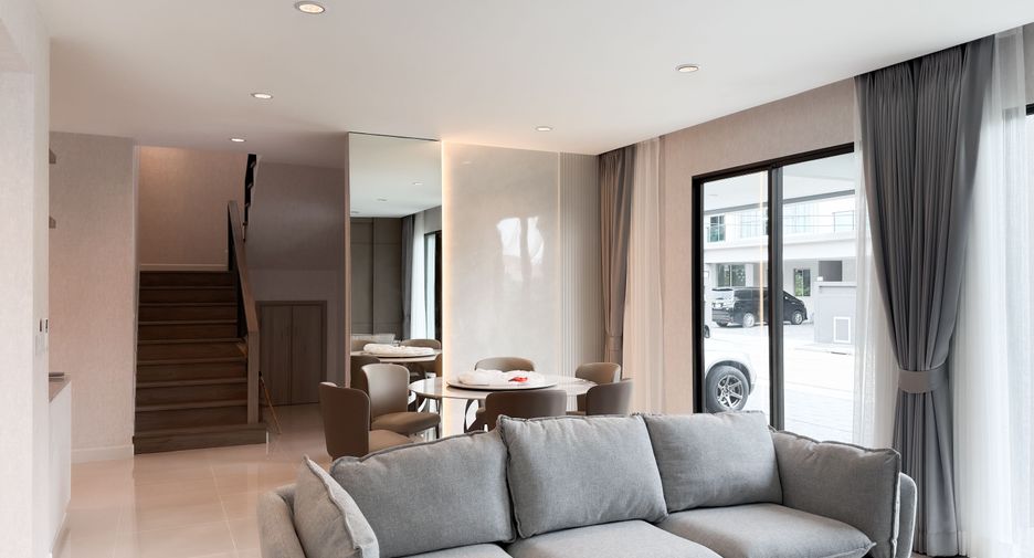 For rent 4 bedrooms house in Prawet, Bangkok