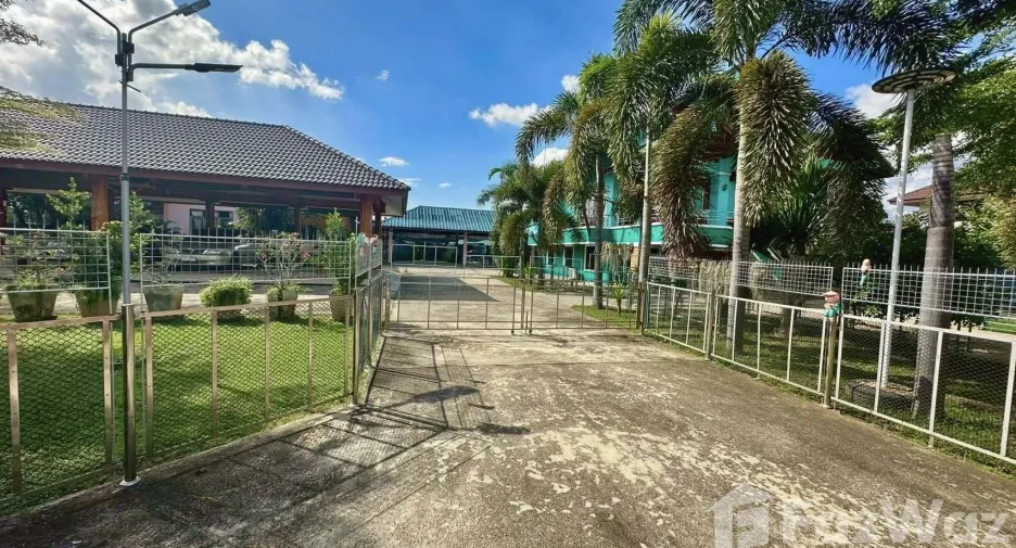 For sale 6 bedrooms house in Ko Kha, Lampang