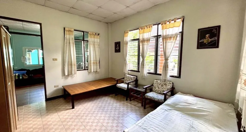 For sale 6 bedrooms house in Ko Kha, Lampang