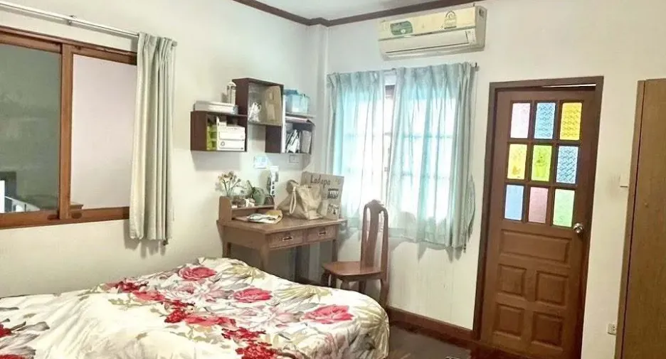 For sale 6 bedrooms house in Ko Kha, Lampang