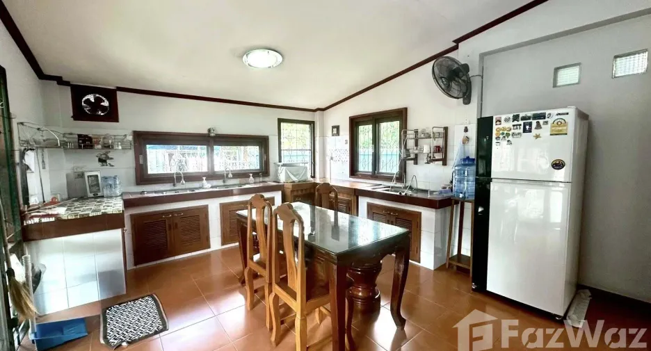 For sale 6 bedrooms house in Ko Kha, Lampang