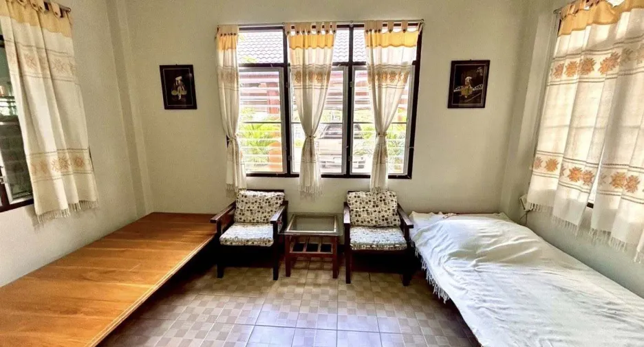 For sale 6 bedrooms house in Ko Kha, Lampang