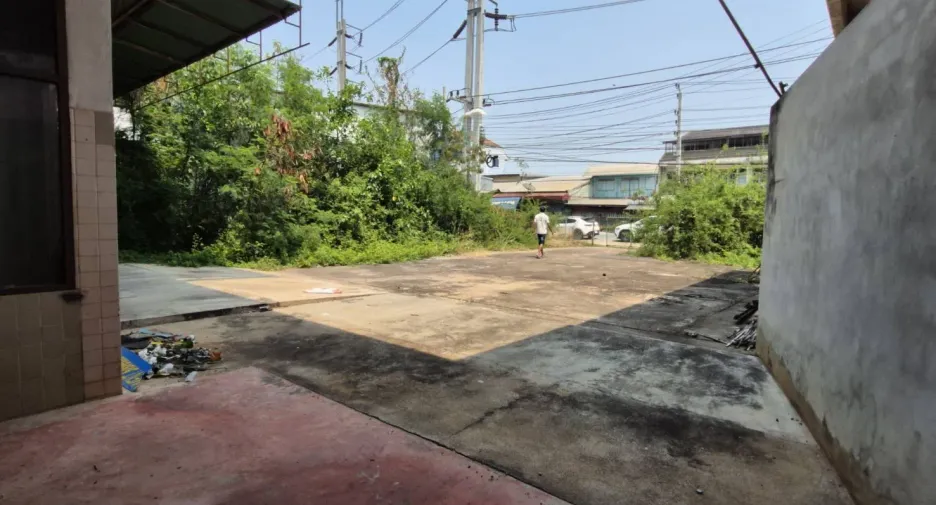 出售 土地 在 Khanu Woralaksaburi, Kamphaeng Phet