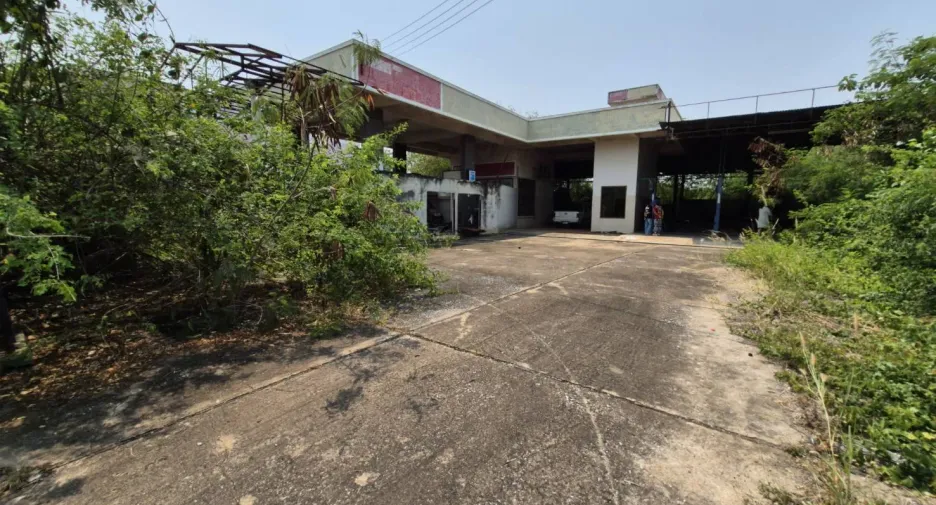 出售 土地 在 Khanu Woralaksaburi, Kamphaeng Phet