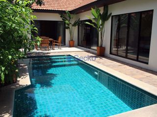 À louer 2 chambres maison à Bang Lamung, Chonburi