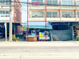 For sale 3 bedrooms retail Space in Mueang Samut Sakhon, Samut Sakhon