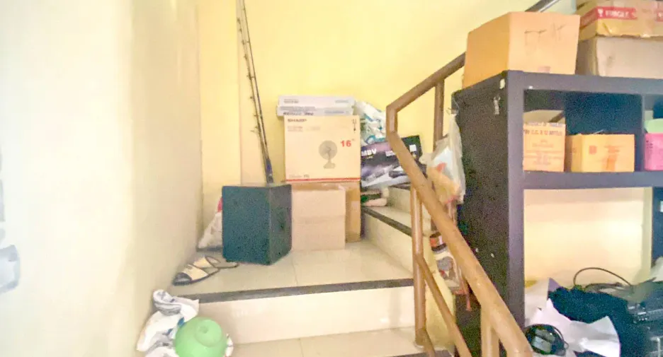 For sale 3 bedrooms retail Space in Mueang Samut Sakhon, Samut Sakhon