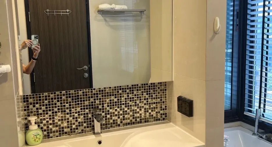 For rent 1 bed condo in Khlong Toei, Bangkok