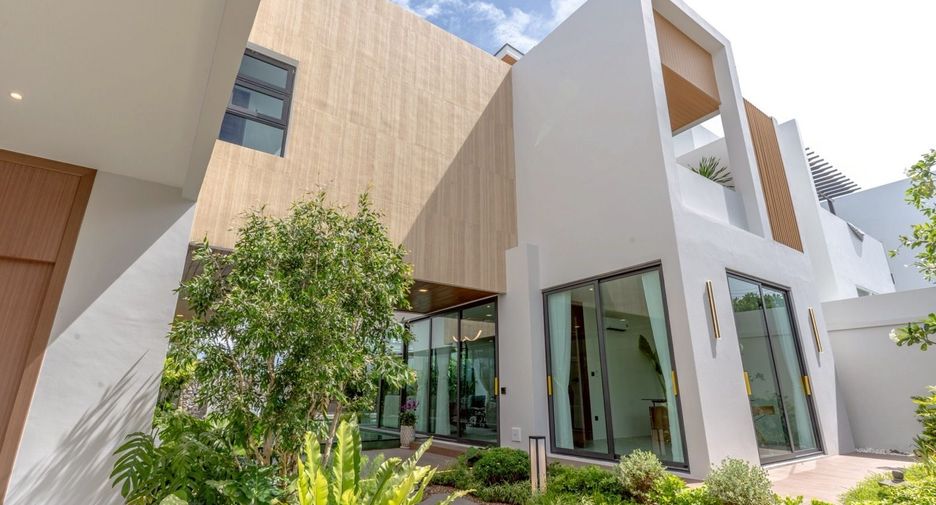 For sale 3 bedrooms house in Mueang Phuket, Phuket