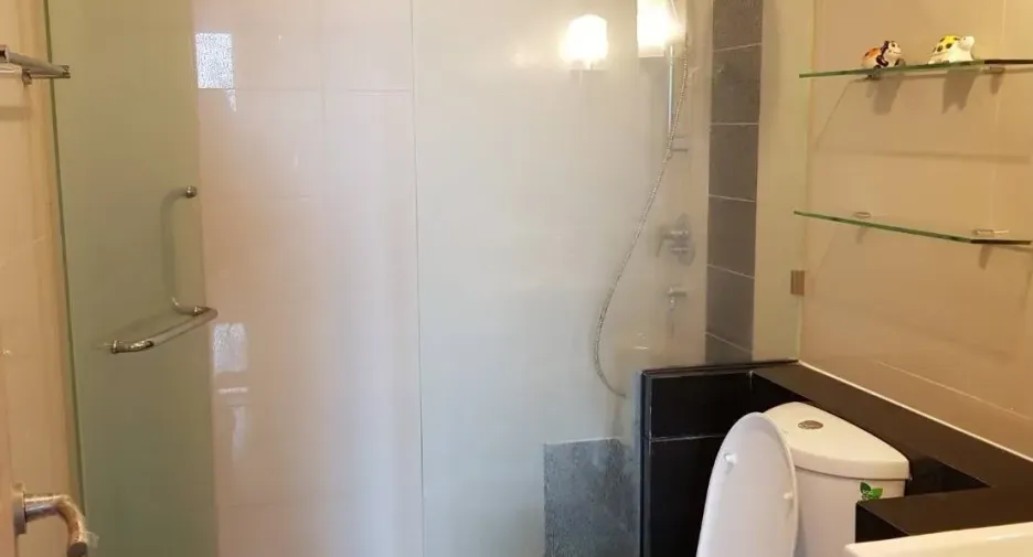 For rent 1 bed condo in Ratchathewi, Bangkok