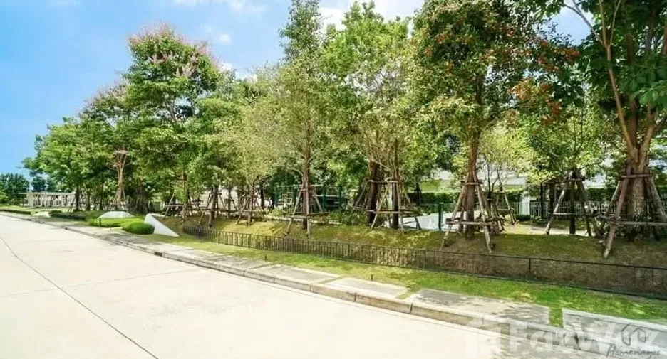 For rent 3 bedrooms house in Bang Phli, Samut Prakan