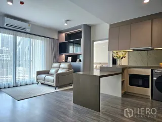 For sale 2 bedrooms condo in Bang Rak, Bangkok