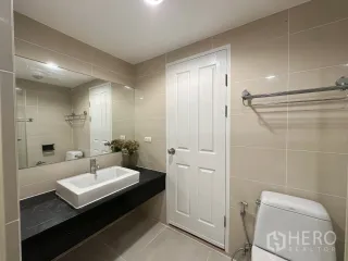 ขาย 3 ห้องนอน คอนโด ใน ห้วยขวาง, กรุงเทพฯ