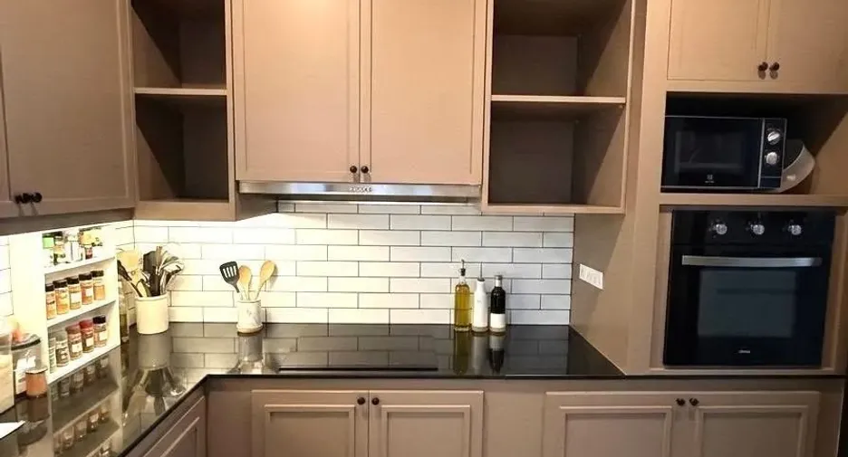 For rent and for sale 4 bedrooms house in Wang Thonglang, Bangkok