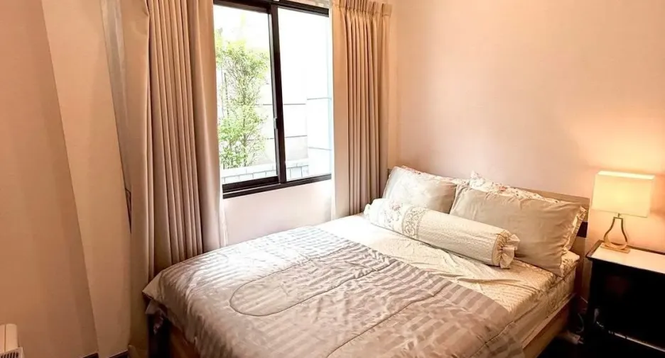 For rent and for sale 4 bedrooms house in Wang Thonglang, Bangkok