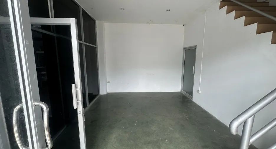 For rent and for sale warehouse in Bang Phli, Samut Prakan