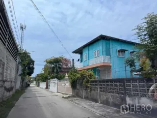 À louer entrepôt à Bang Phli, Samut Prakan