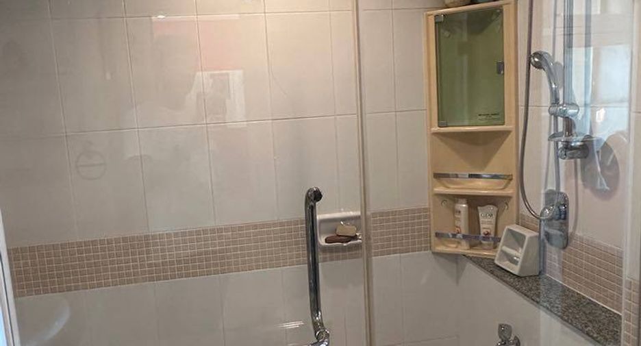 For rent and for sale 1 bed condo in Yan Nawa, Bangkok