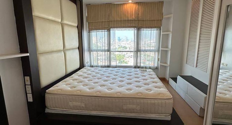 For rent and for sale 1 bed condo in Yan Nawa, Bangkok