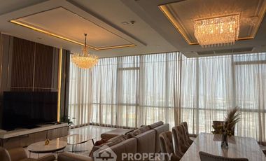 Condo en venta de 3 habitaciones en Watthana, Bangkok