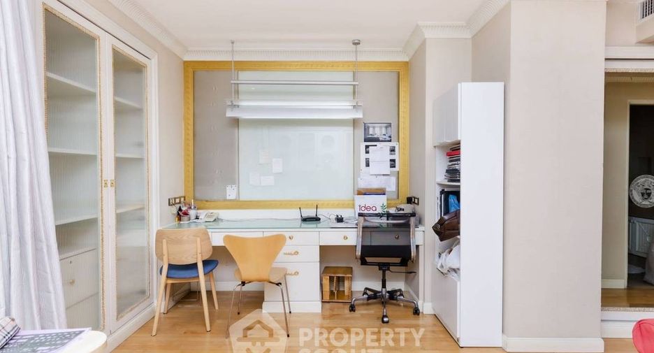 For rent and for sale 3 bedrooms condo in Pathum Wan, Bangkok