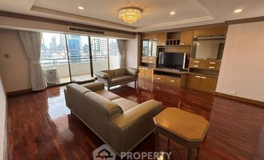 À louer 3 chambres condo à Khlong Toei, Bangkok