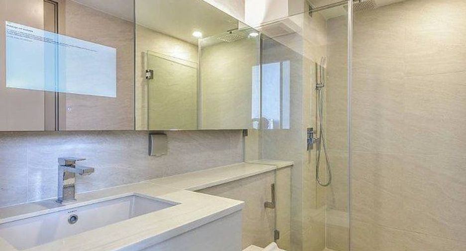 For rent 2 bedrooms condo in Ratchathewi, Bangkok