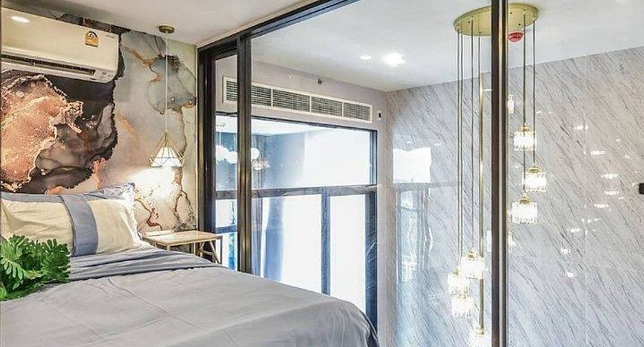 For rent 2 bedrooms condo in Ratchathewi, Bangkok