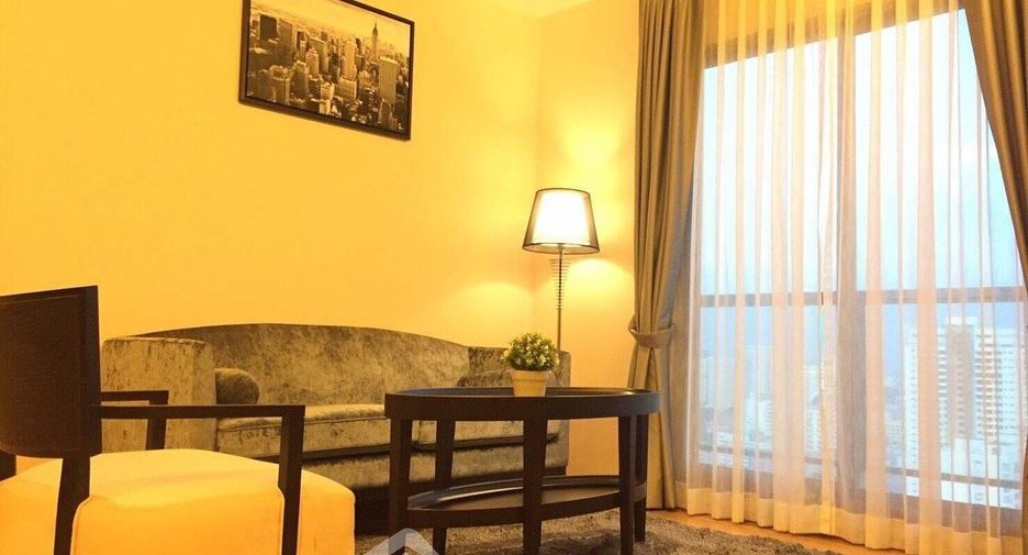 For sale 2 ベッドルーム condo in Watthana, Bangkok