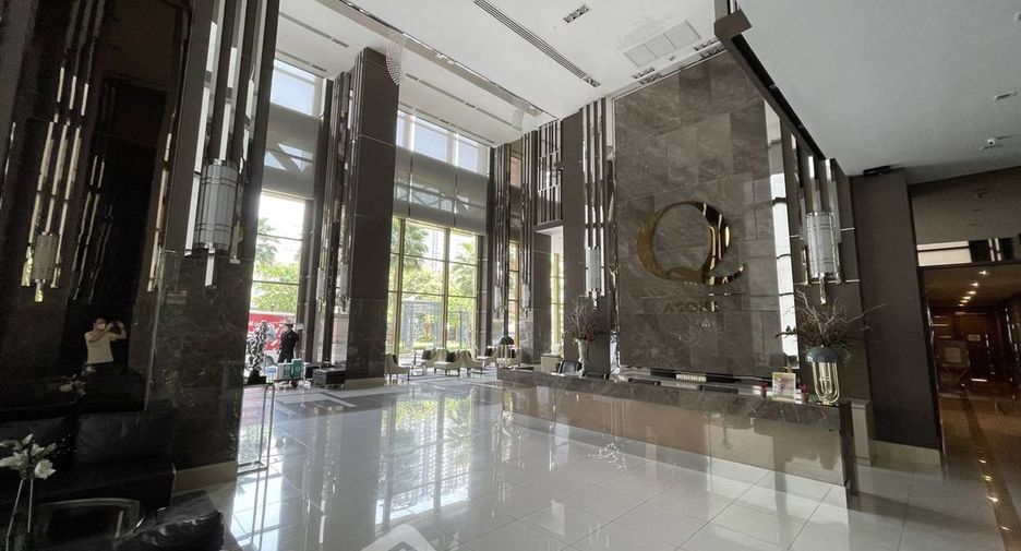 For sale 2 bedrooms condo in Watthana, Bangkok
