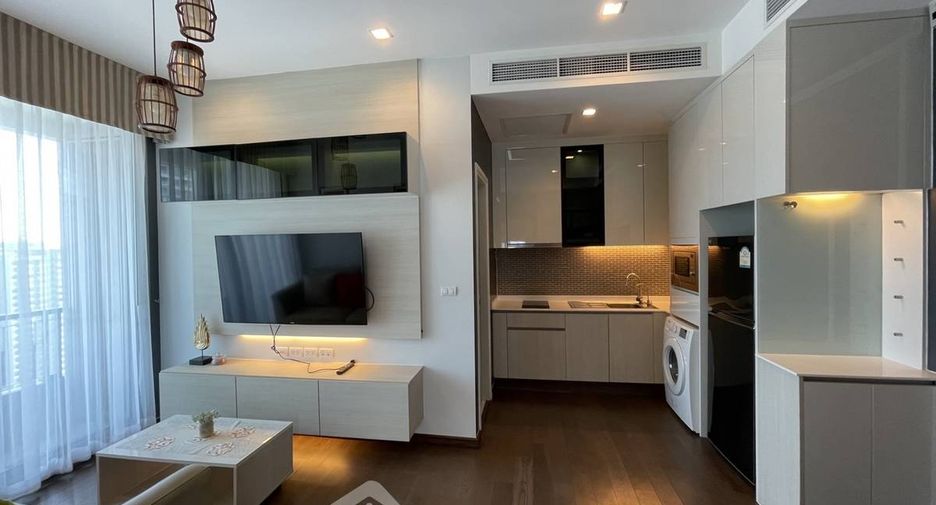 For sale 2 bedrooms condo in Watthana, Bangkok