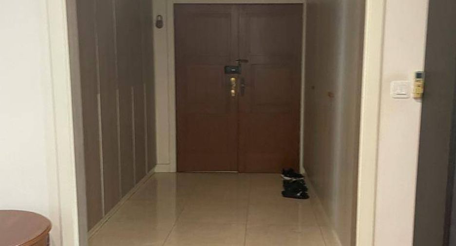 Condo en venta de 3 habitaciones en Khlong Toei, Bangkok