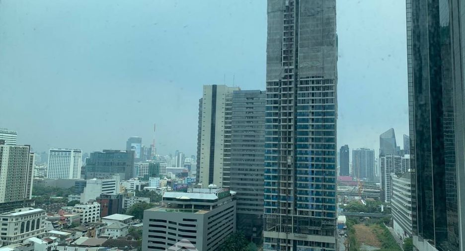 出售 1 卧室 公寓 在 Huai Khwang, 曼谷