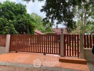 For sale 5 bedrooms house in Bang Saray, Pattaya