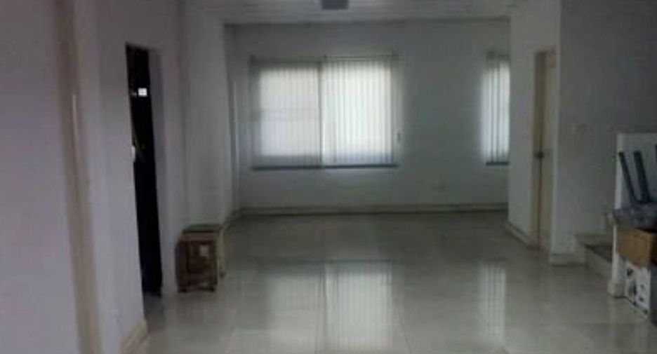 For sale 3 bedrooms townhouse in Prawet, Bangkok