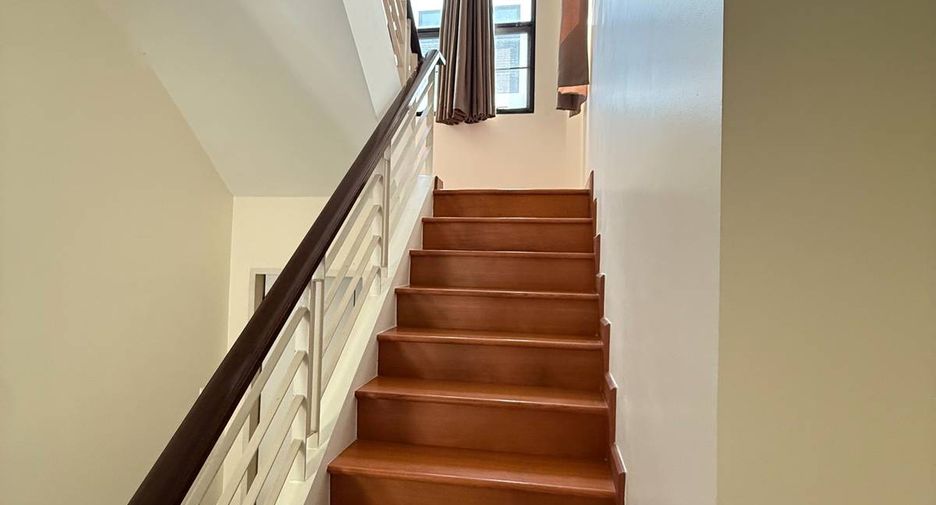 Haus zum Kauf mit 4 Zimmer in Prawet, Bangkok