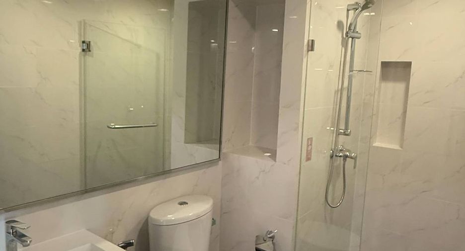 For sale 2 bedrooms condo in Yan Nawa, Bangkok