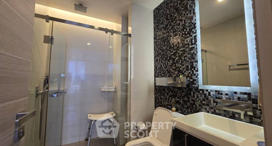 For sale 1 bed condo in Sathon, Bangkok